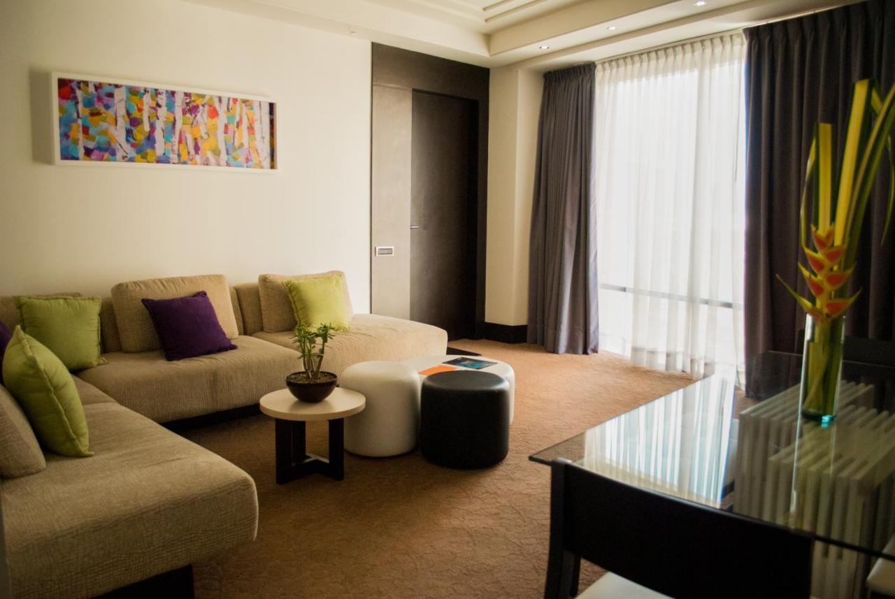 Hesperia Wtc Valencia Hotel Buitenkant foto