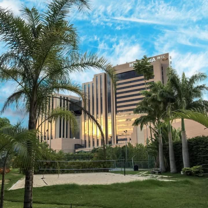 Hesperia Wtc Valencia Hotel Buitenkant foto