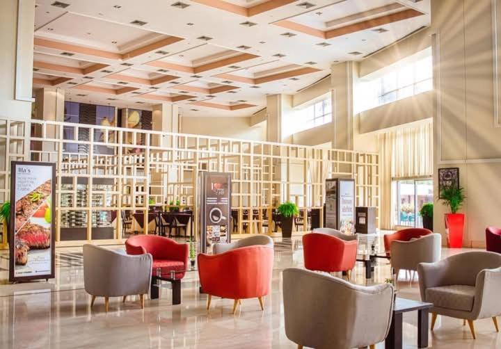 Hesperia Wtc Valencia Hotel Buitenkant foto