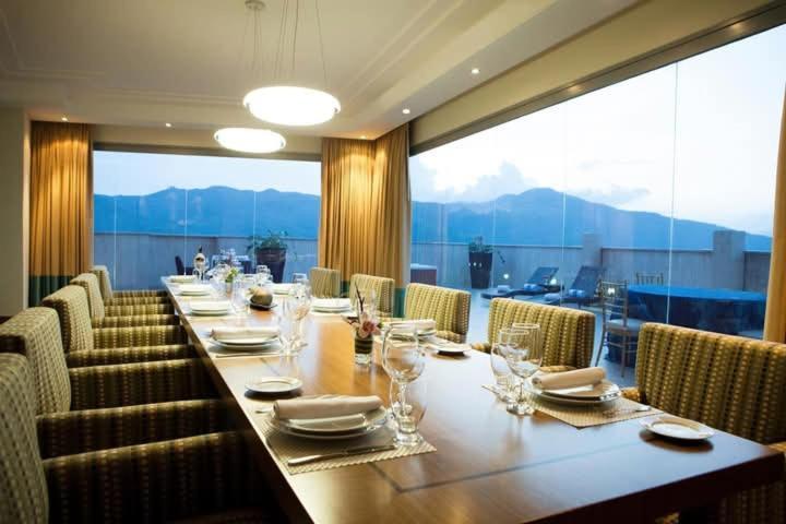 Hesperia Wtc Valencia Hotel Buitenkant foto